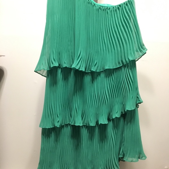 ZARA One Shoulder Emerald Green Mini Dress - Picture 8 of 10